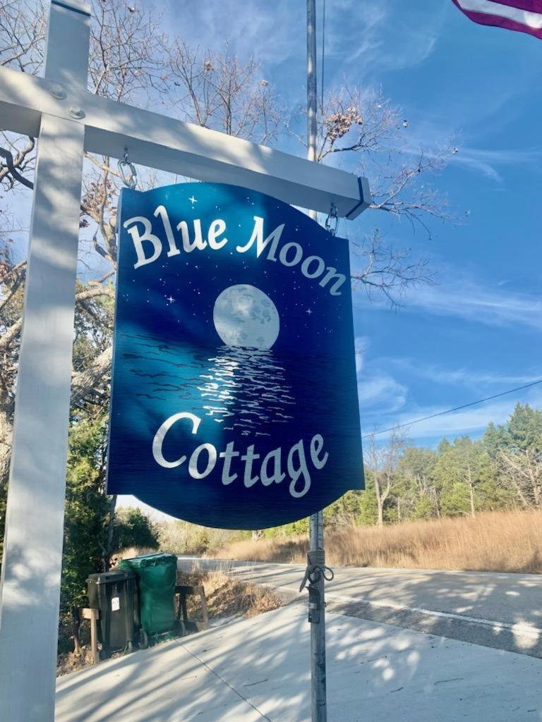 Blue Moon Cottage Blue Eye Екстериор снимка